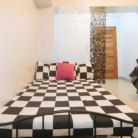 Budget Backpackers Transient House Near Naia By Reddoorz Pasay Buitenkant foto
